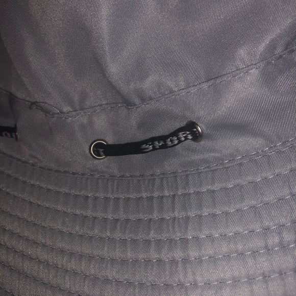 Bucket hat! - Picture 3 of 3